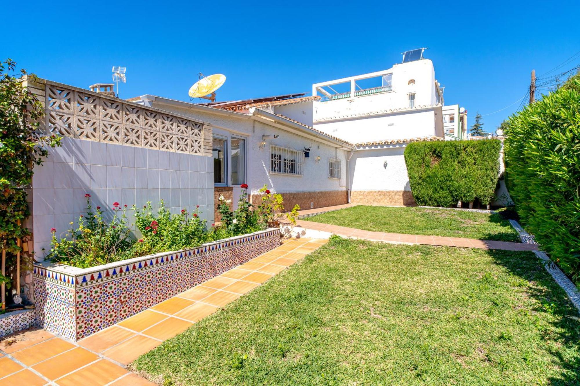 Villa Sevilla Casasol 네르하 외부 사진
